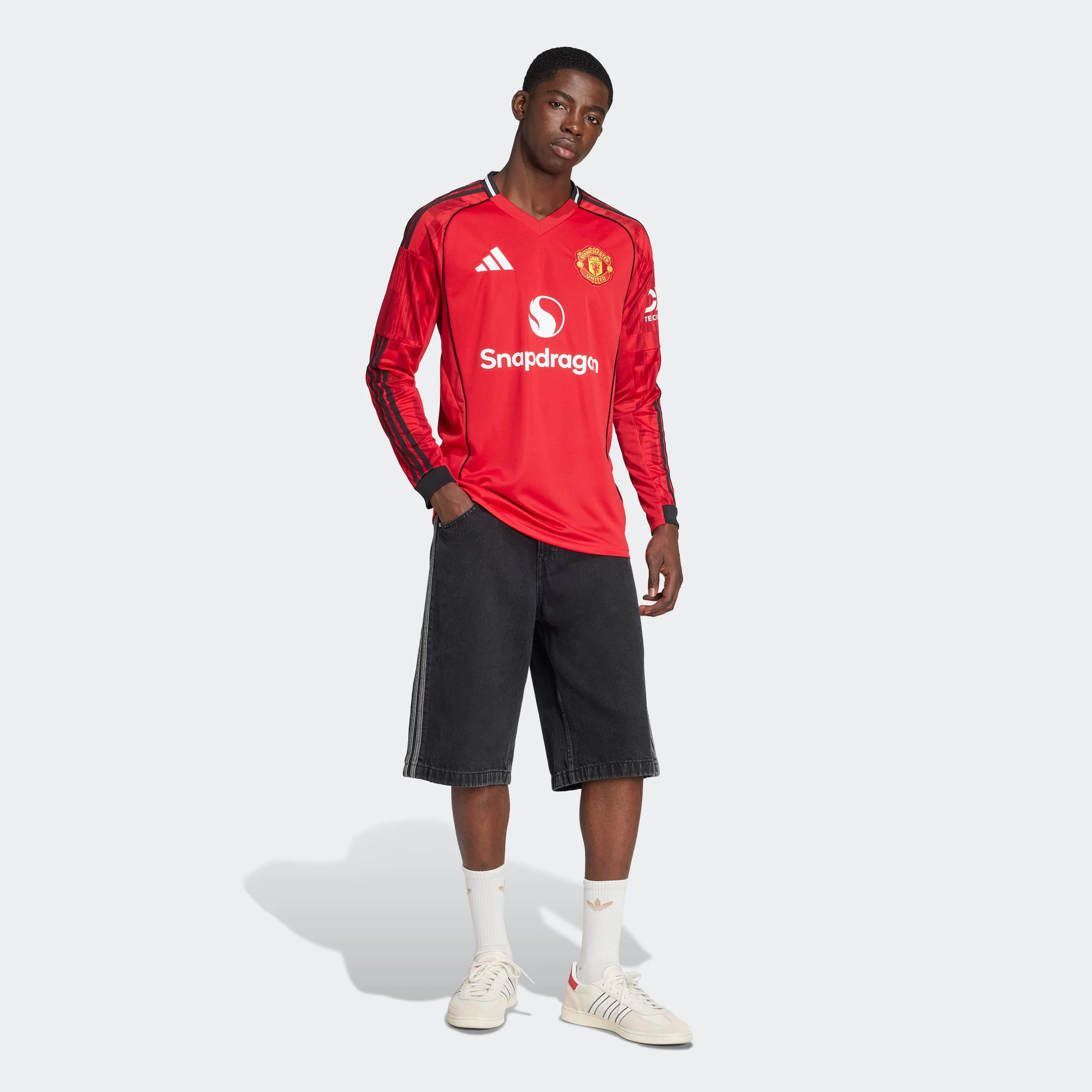 Adidas Manchester United 25/26 Long Sleeve Home Jersey - Image 5